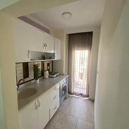 центр Apartment *